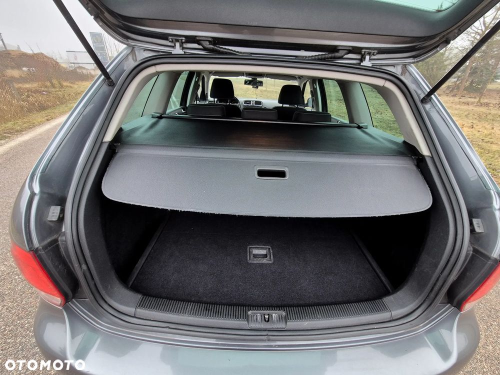 Volkswagen Golf 1.6 TDI BlueMot Comfortline - 23