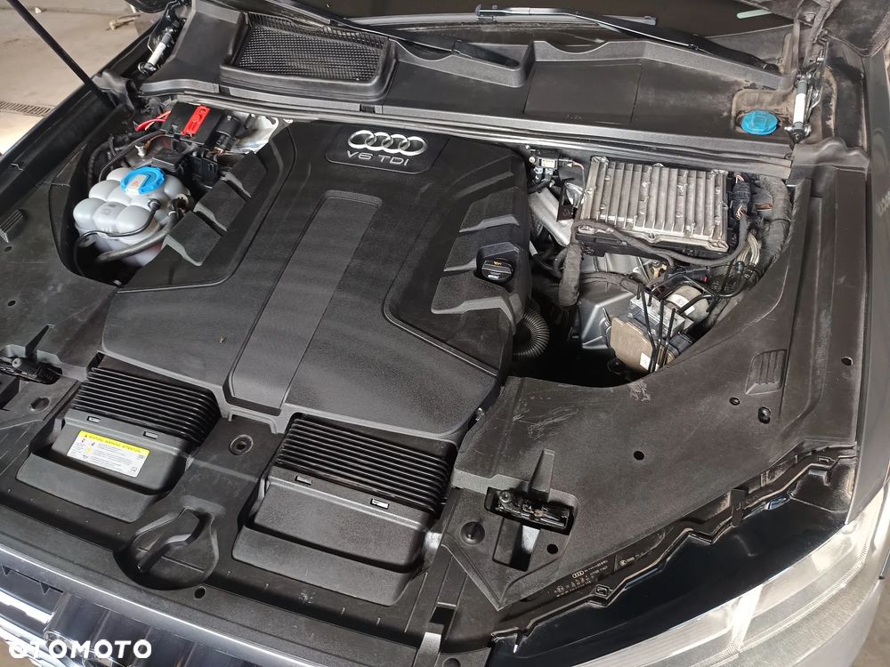 Audi Q7 - 9
