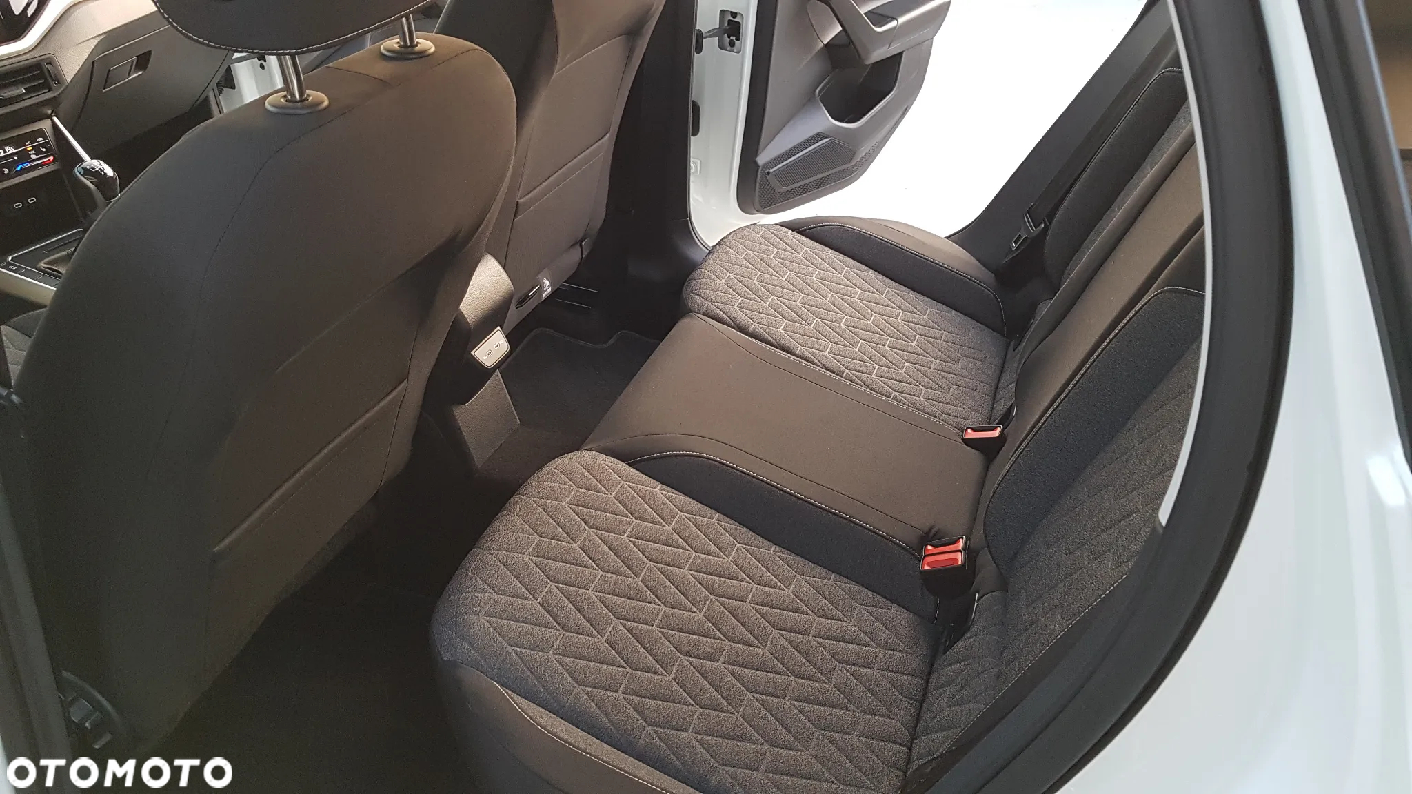 Volkswagen Polo 1.0 MPI Special Edition - 22
