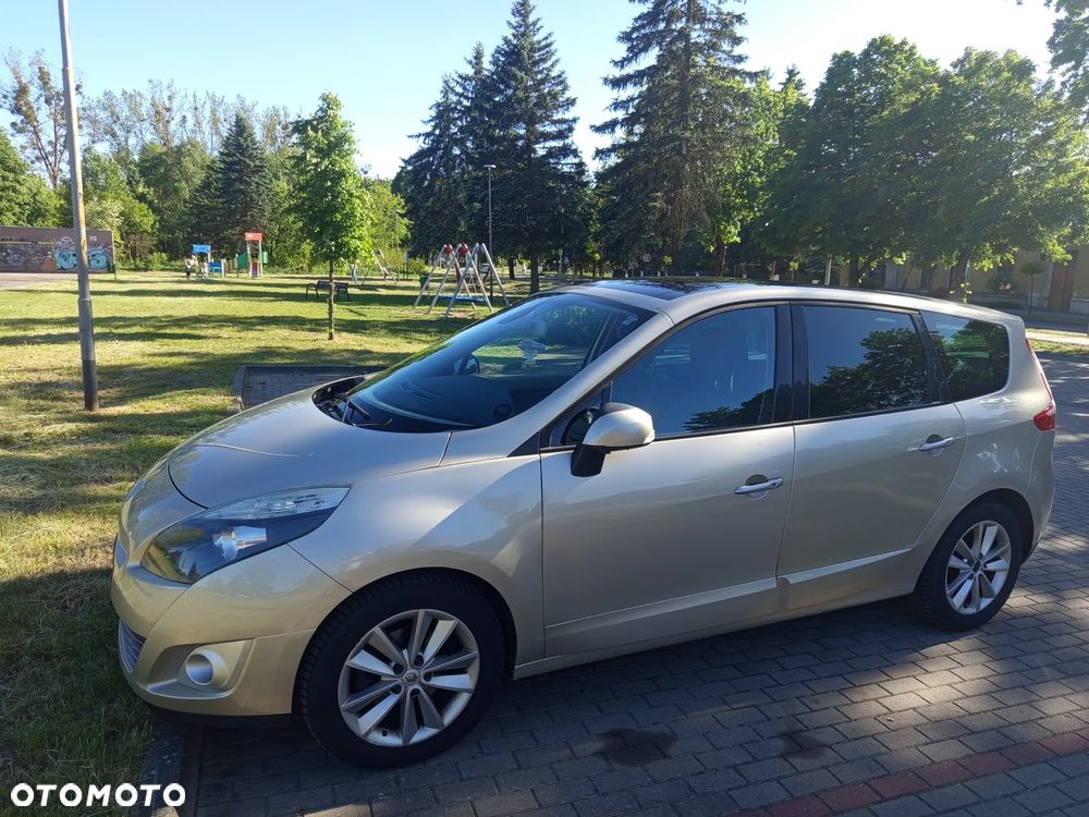 Renault Scenic 1.9 dCi Bose Edition - 1