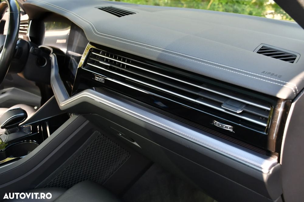 Volkswagen Touareg V6 TDI SCR 4Motion Aut. R-Line FINAL EDITION - 37