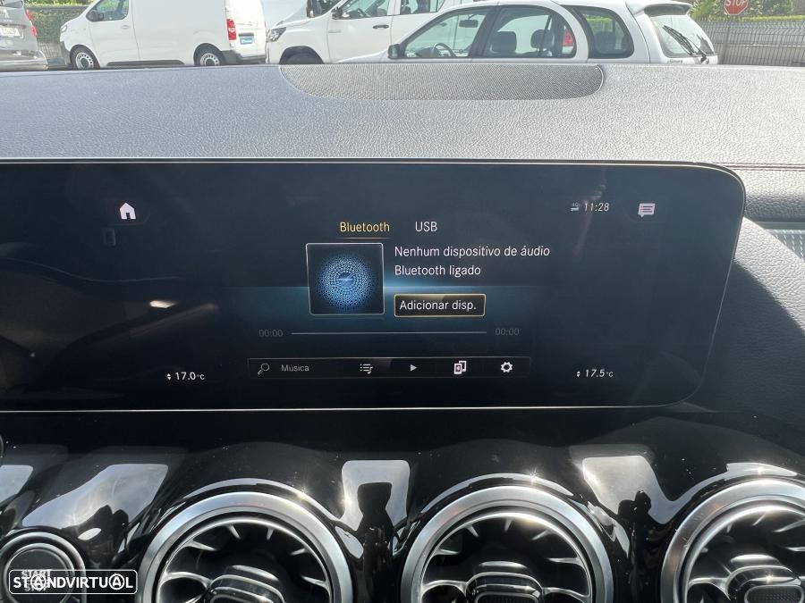 Mercedes-Benz EQA 250+ AMG Line - 42