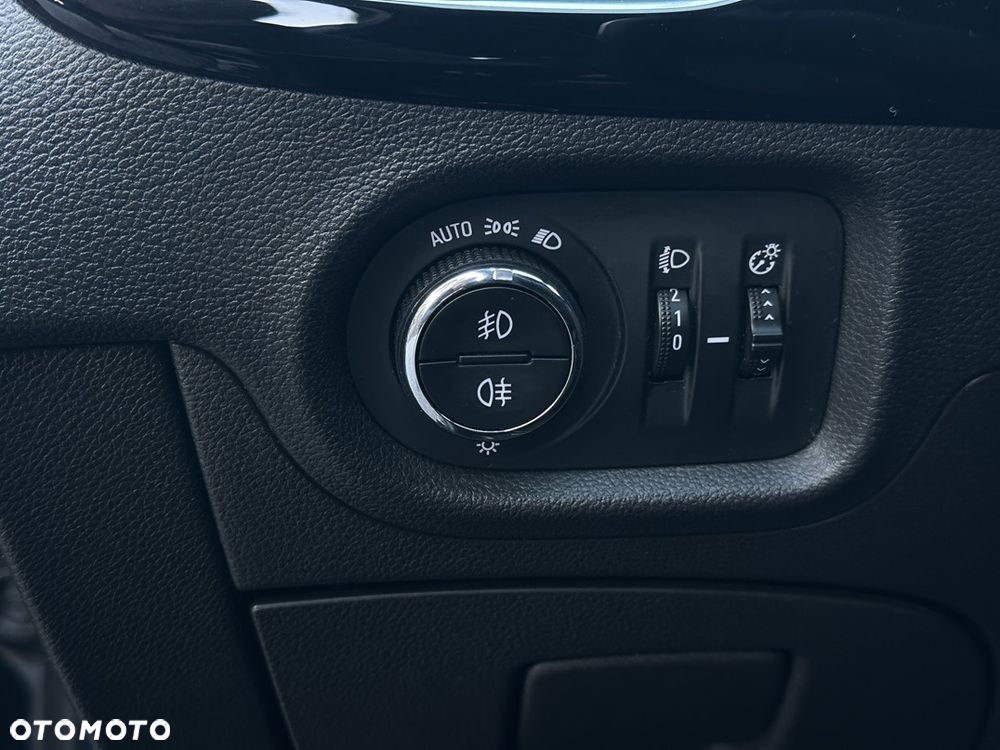 Opel Astra 1.4 Turbo Start/Stop Innovation - 28
