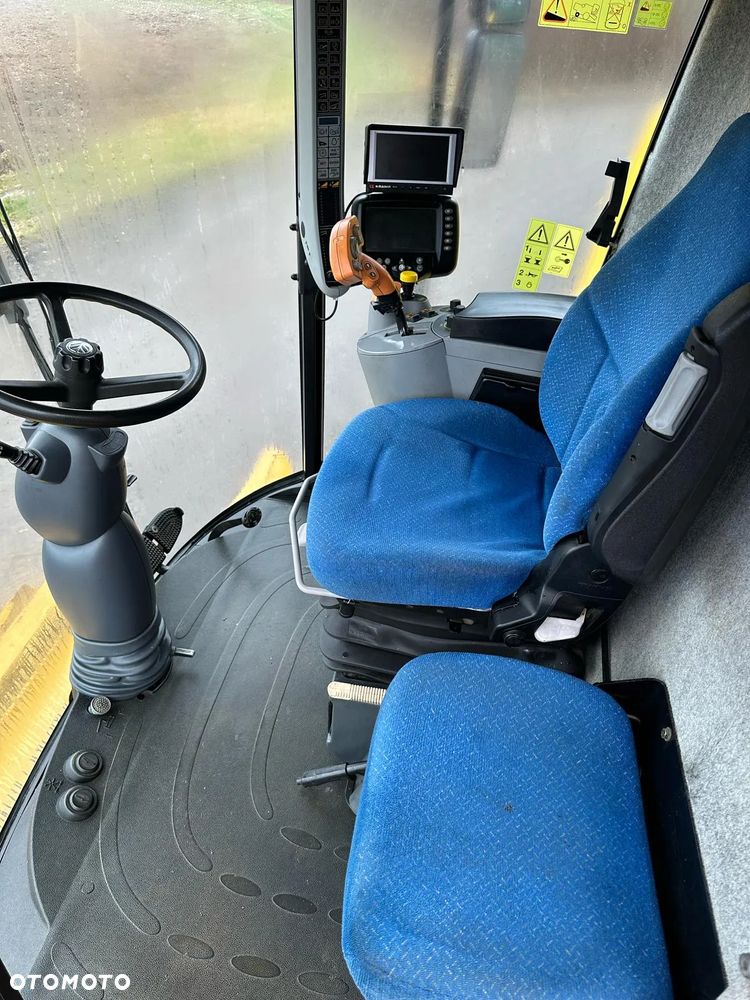 New Holland CSX 7060 - 10