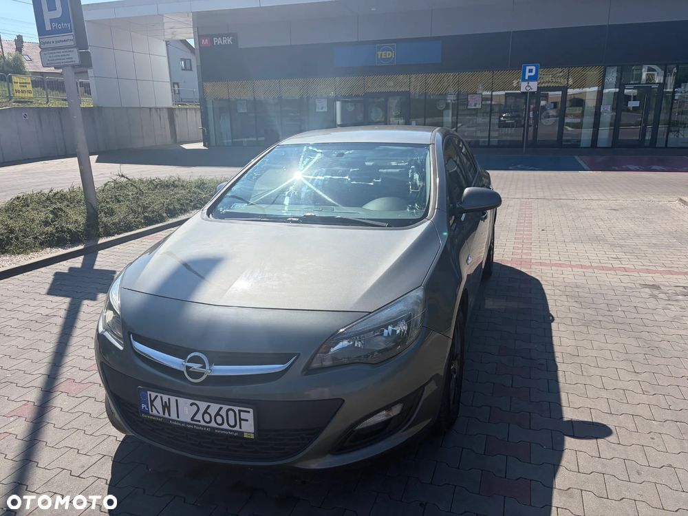 Opel Astra 1.4 T EU6 - 1