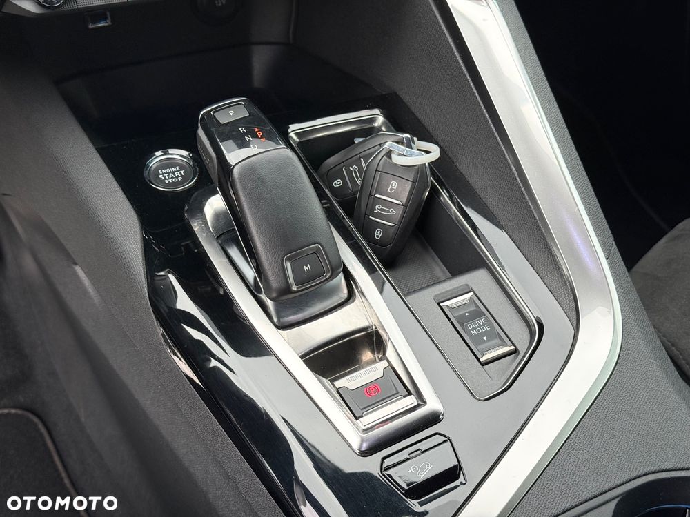 Peugeot 3008 1.5 BlueHDi GT S&S EAT8 - 19