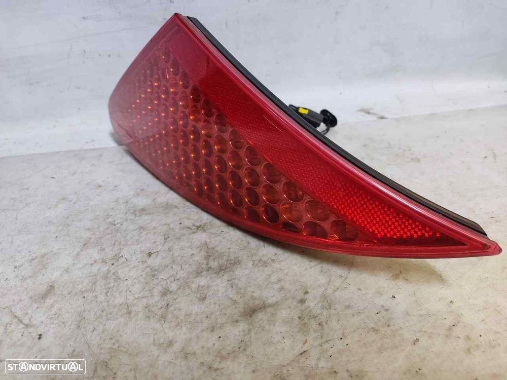 FAROLIM TRASEIRO ESQUERDO INTERIOR PEUGEOT 307 CC 2005 - 5