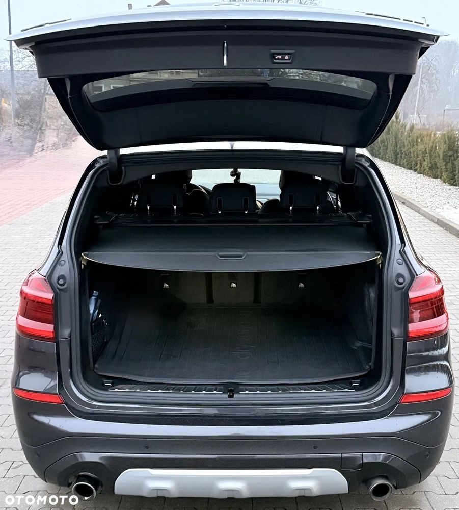 BMW X3 xDrive30i Advantage sport - 5