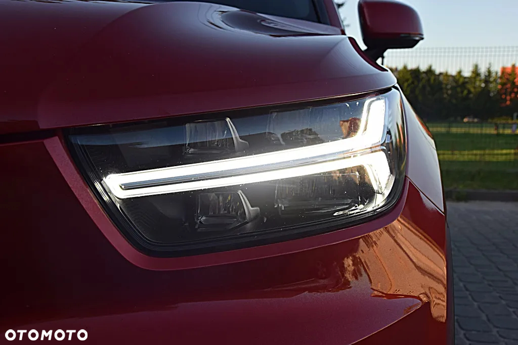 Volvo XC 40 T2 Plus Bright - 21