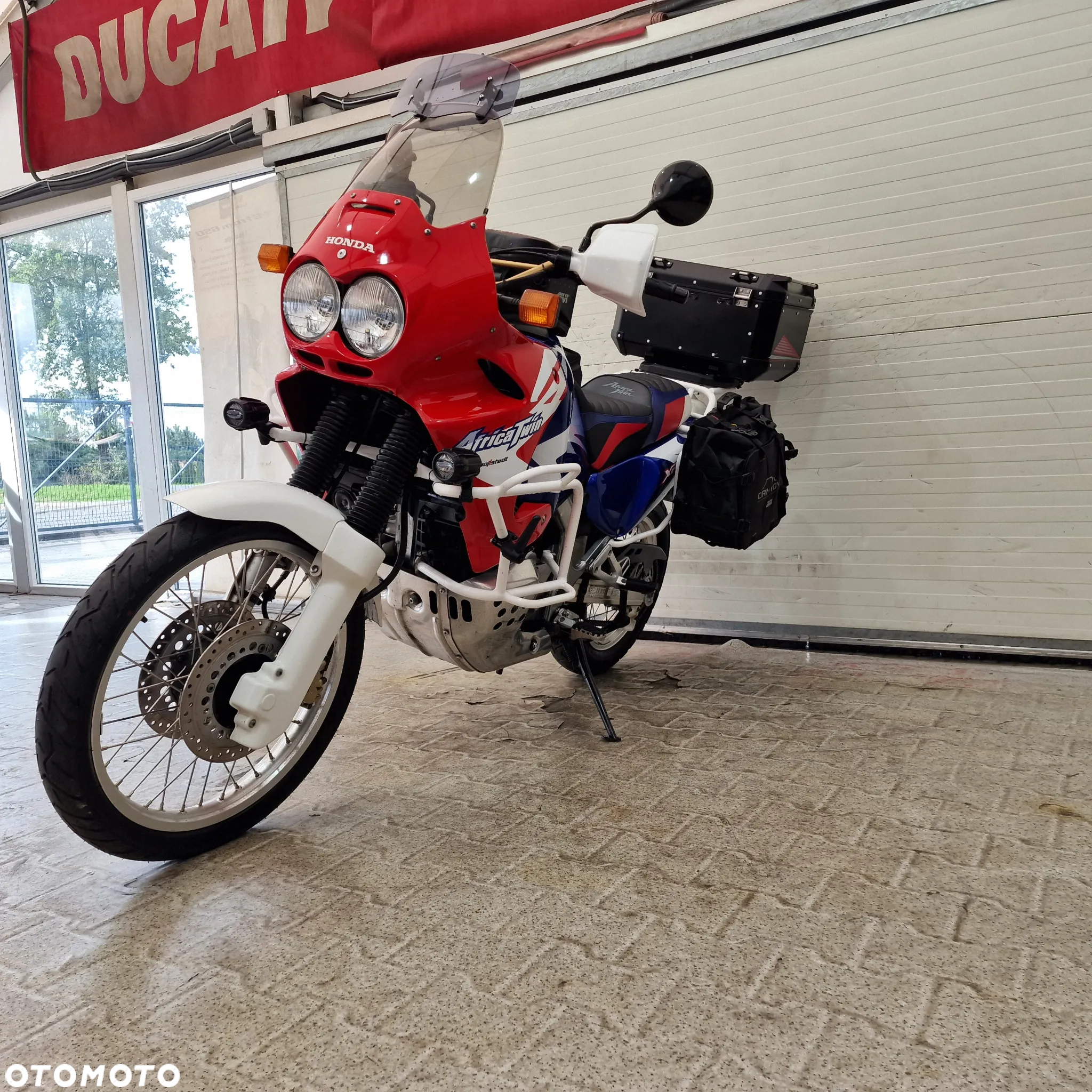 Honda XRV - 19