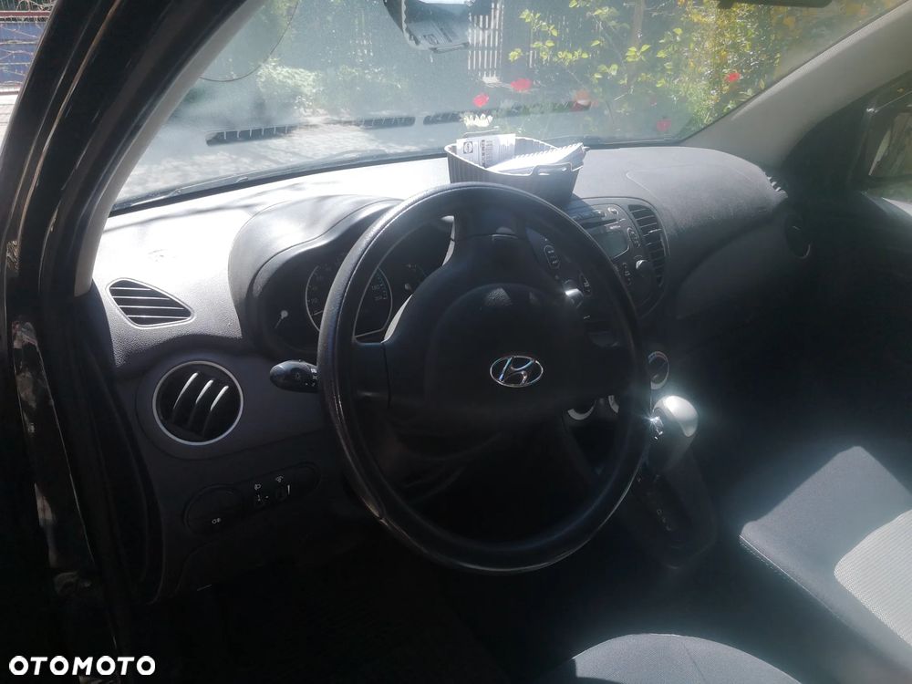 Hyundai i10 - 11