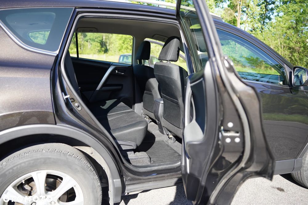 Toyota RAV4 2.0 D-4D Active 4x2 - 20