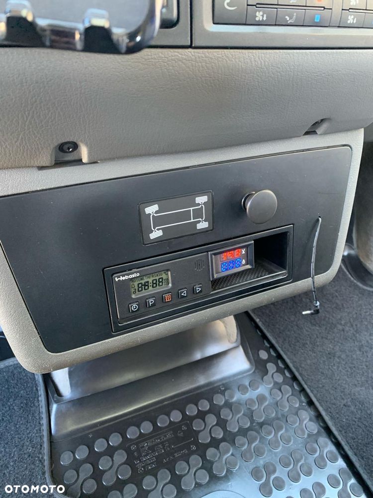 Volkswagen Multivan TDI - 12