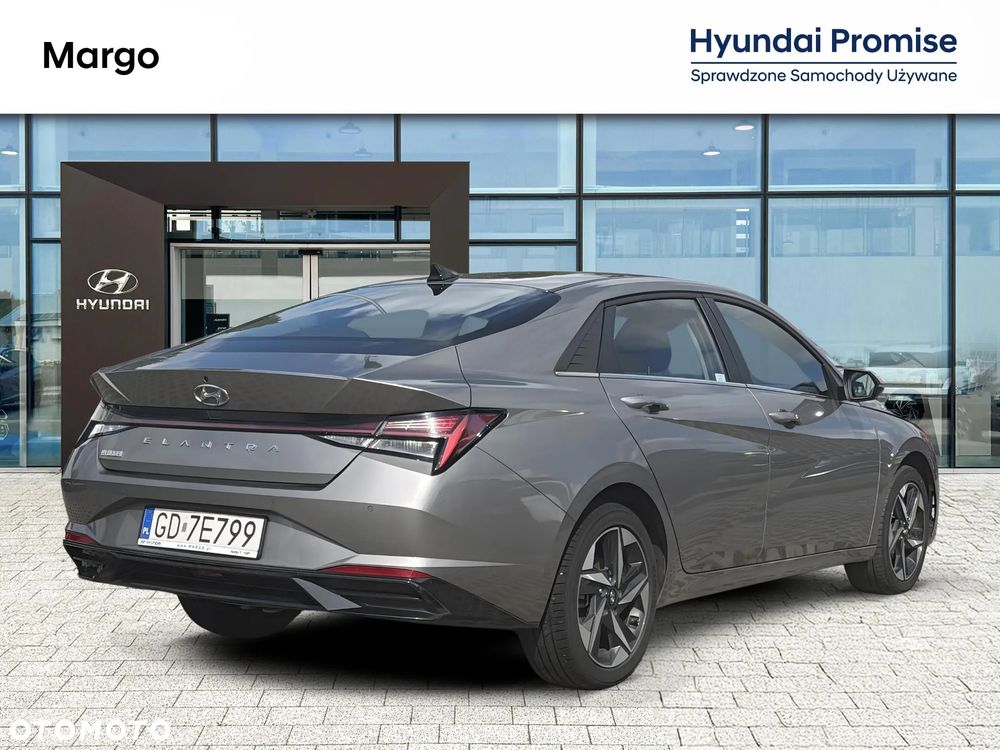 Hyundai Elantra 1.6 Smart - 5