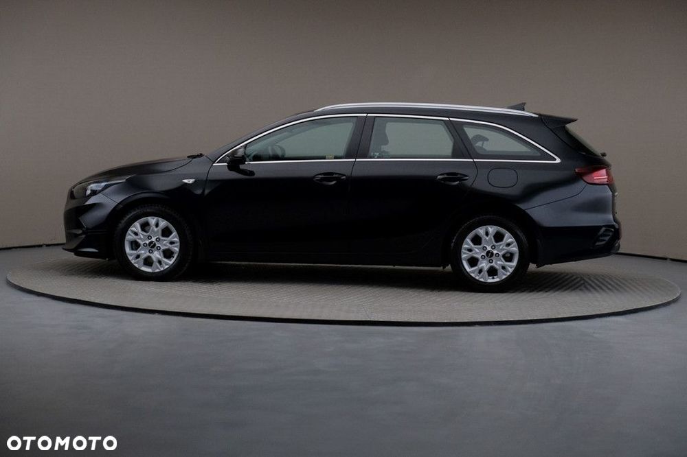 Kia Ceed - 4