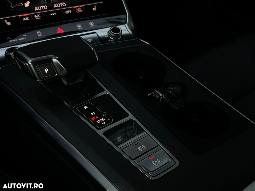 Audi A6 40 TDI S tronic S line - 23