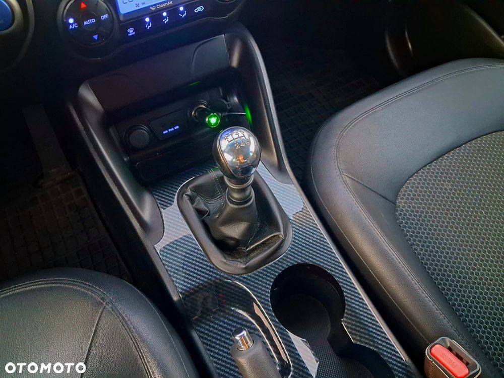Hyundai ix35 1.6 GDI Premium 2WD - 25