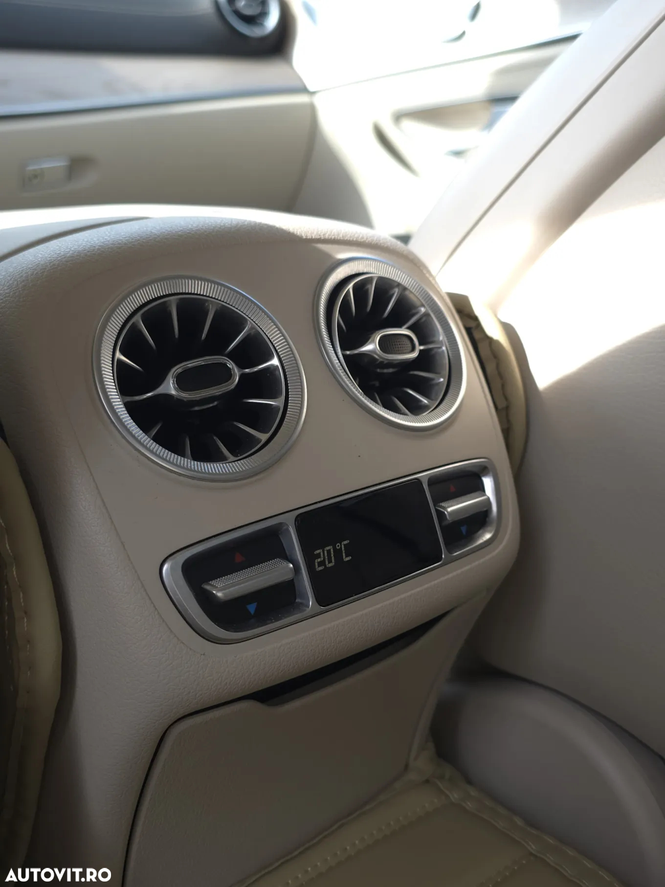 Mercedes-Benz CLS 450 4MATIC Aut - 23