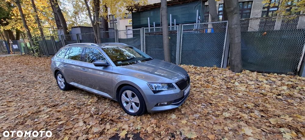 Skoda Superb 1.6 TDI Ambition - 3
