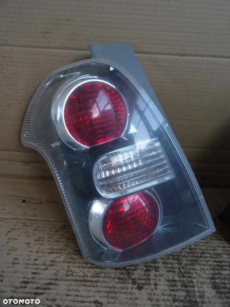 Lampa tył lewa prawa Toyota Corolla Verso II - 3