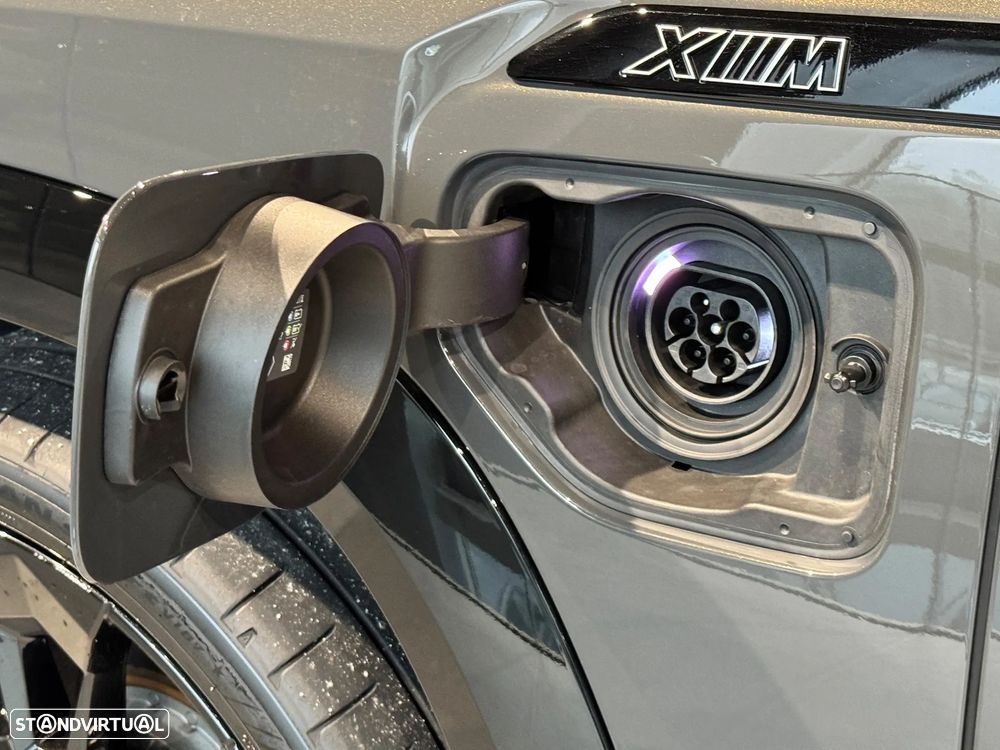 BMW XM 50e - 25