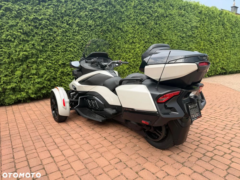 Can-Am Spyder - 5