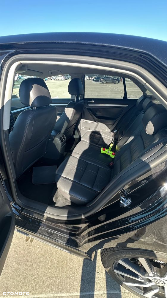 Volkswagen Jetta 2.0 TSI Sportline - 7