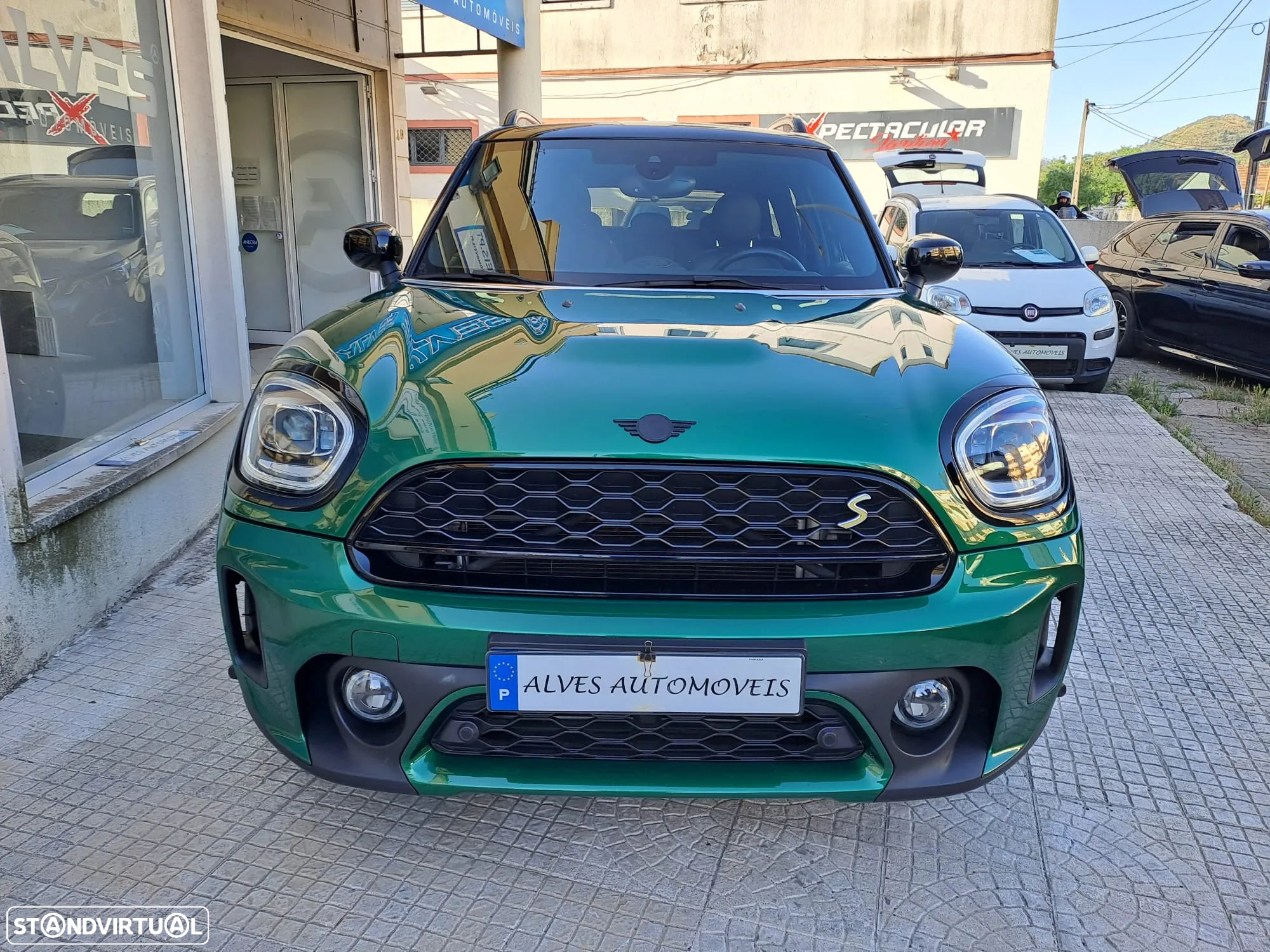 MINI Countryman Cooper SE Premium P. Yours Auto - 4