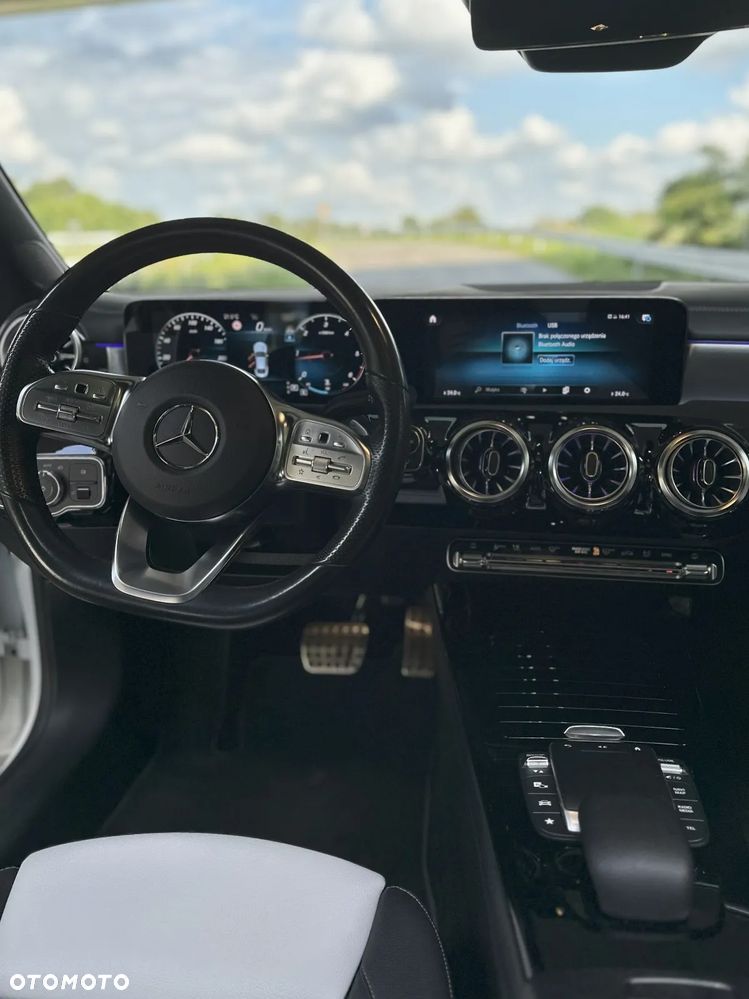 Mercedes-Benz CLA 220 d Edition 1 8G-DCT - 15