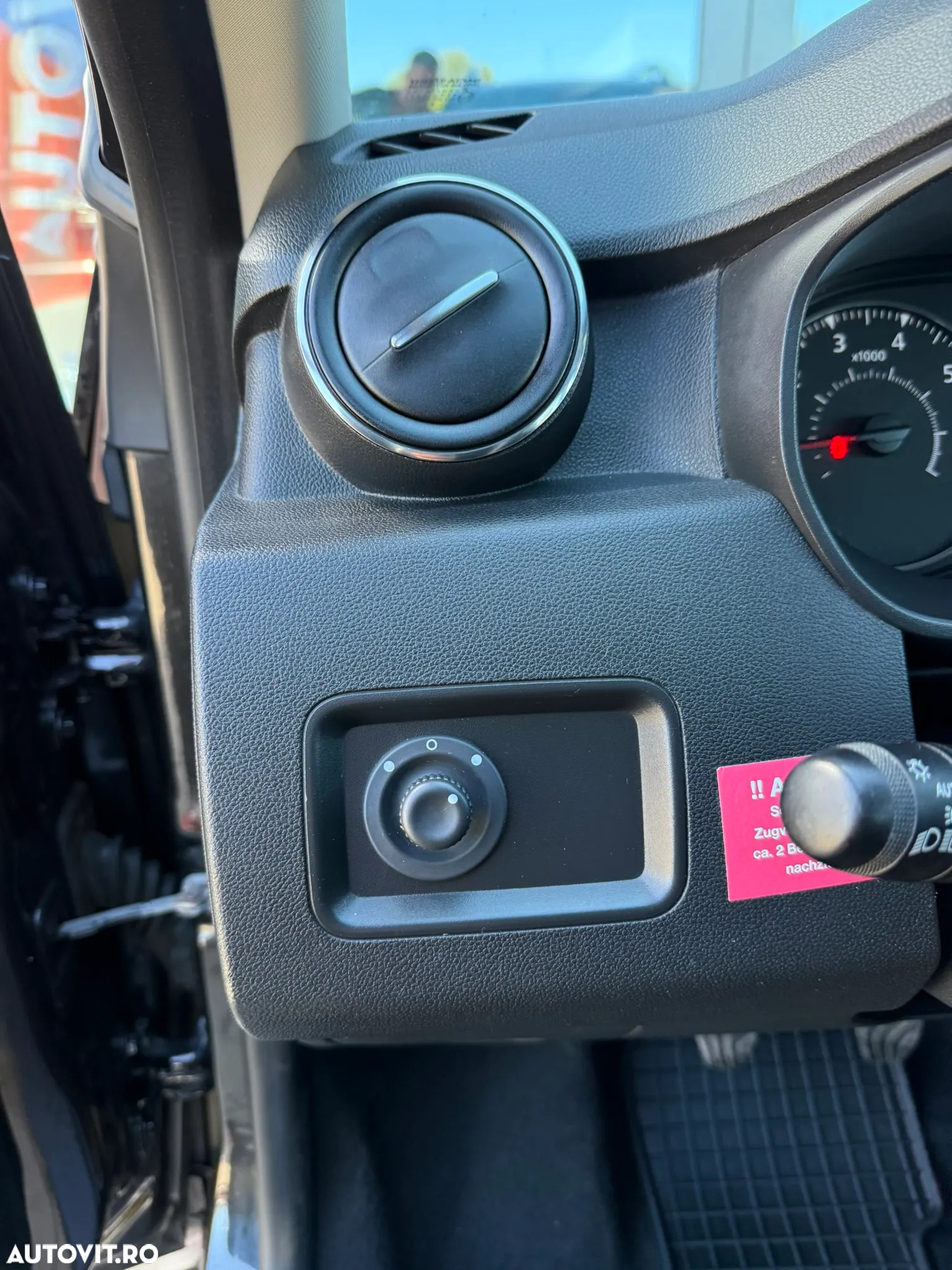 Dacia Duster 1.6 SCe Comfort - 22
