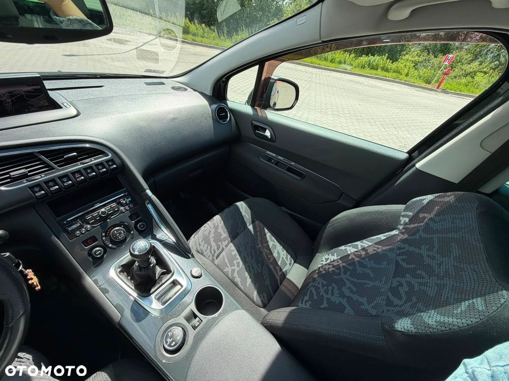Peugeot 3008 1.6 HDi Premium - 37