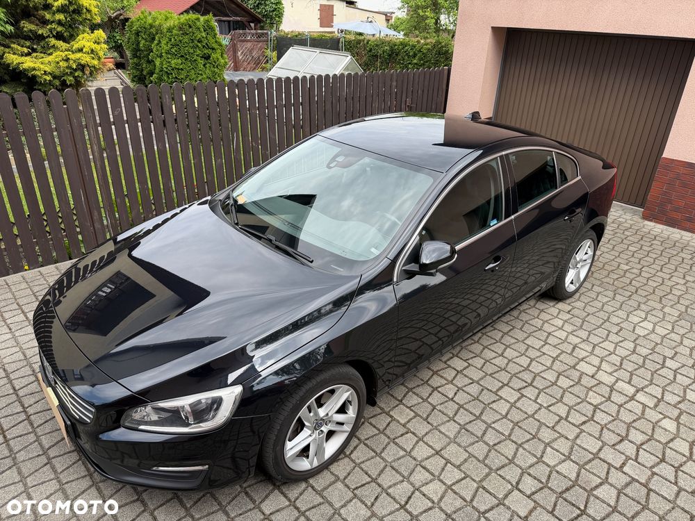 Volvo S60 D4 Drive-E Momentum - 4