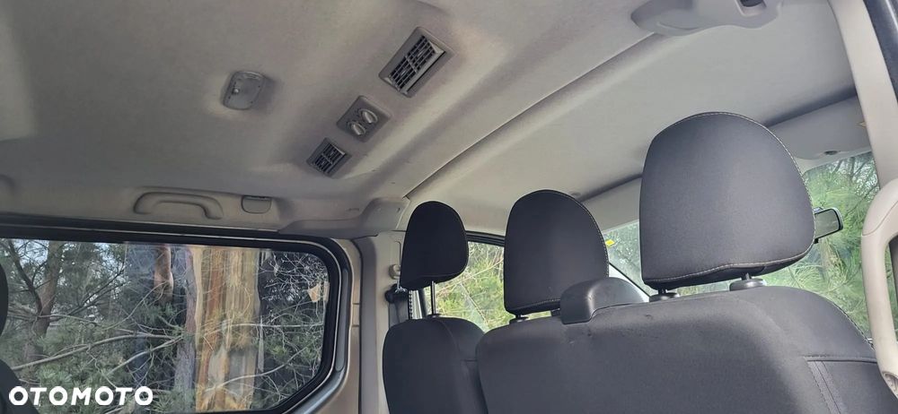 Renault Trafic - 13