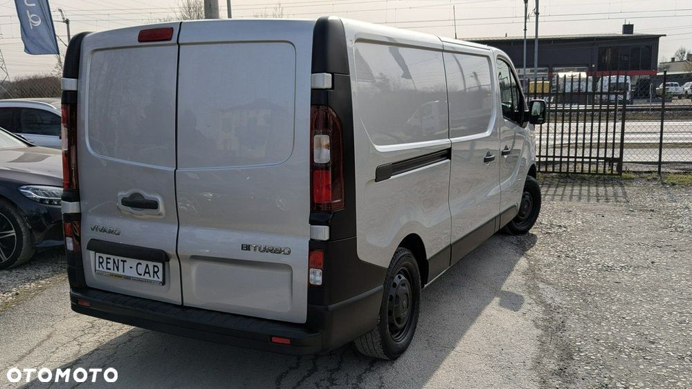 Opel Vivaro - 9