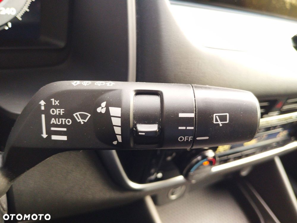 Nissan Qashqai 1.3 DIG-T mHEV N-Connecta Xtronic - 24