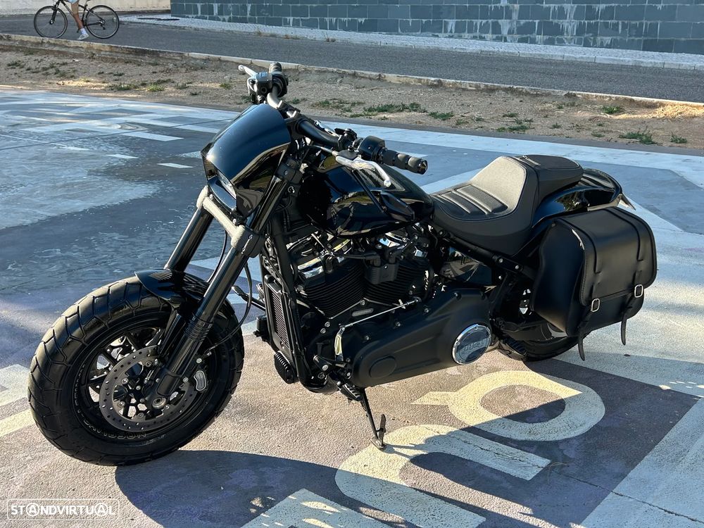 Harley-Davidson Softail Fat Bob 114 - 11