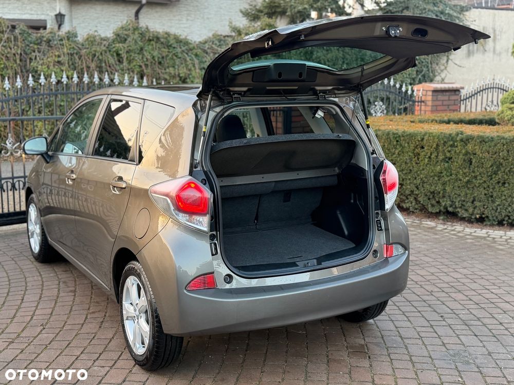 Toyota Verso S 1.33 VVT-i - 7