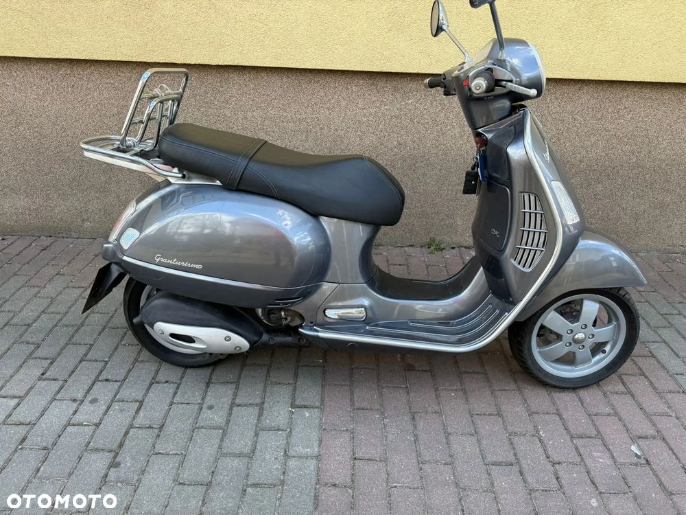 Vespa Grantourismo - 5