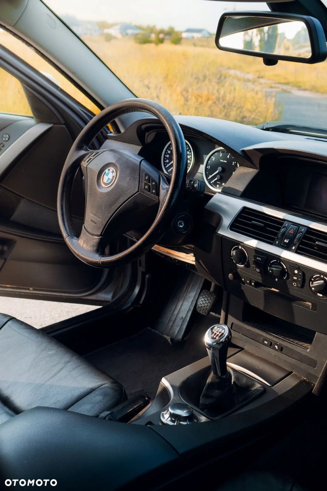 BMW Seria 5 - 10