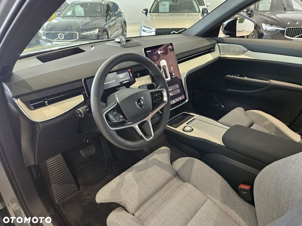 Volvo EX90 - 12