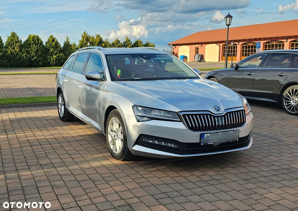 Skoda Superb 2.0 TDI SCR Ambition - 6