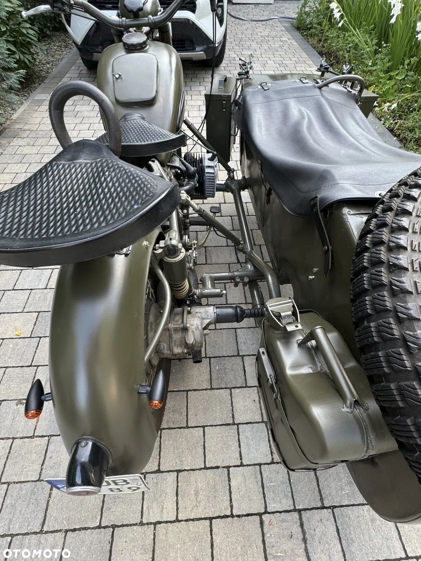 Dniepr K 750 - 11