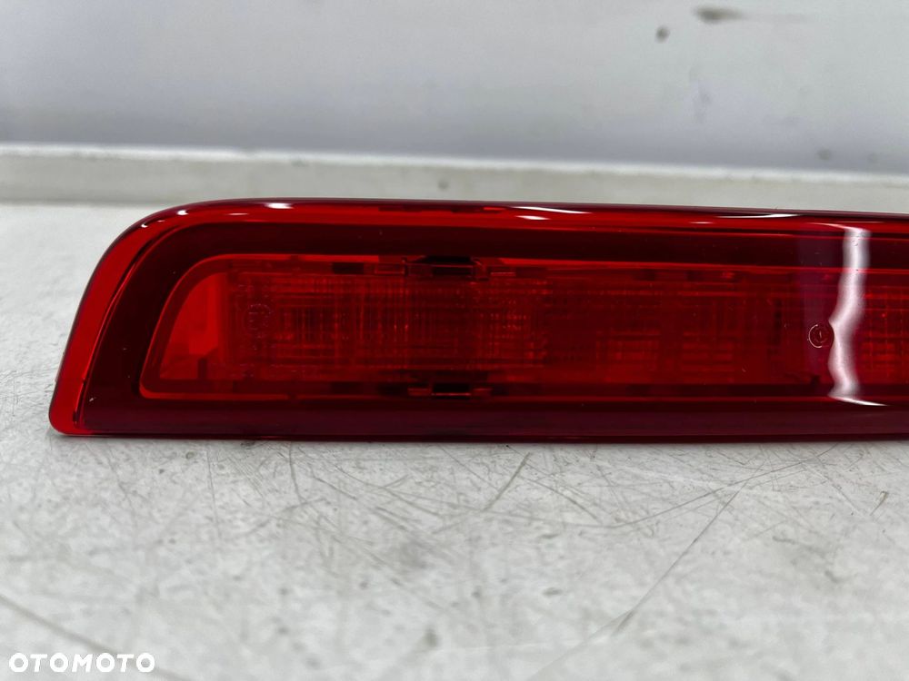 Lampa Toyota Yaris P13 3 III 11-20r. światło stop 81570-0d152 - 3