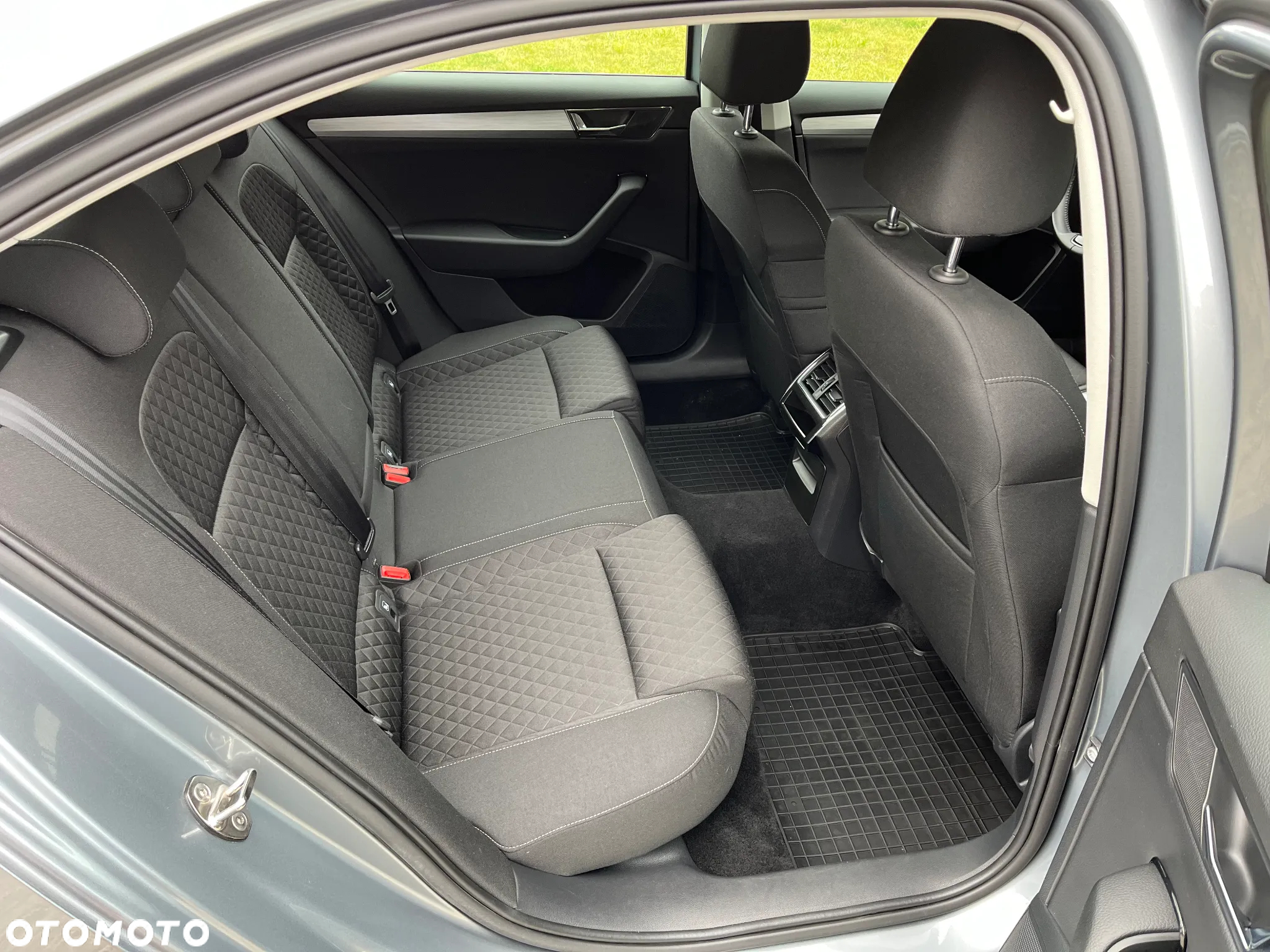 Skoda Superb 2.0 TDI SCR Ambition DSG - 10