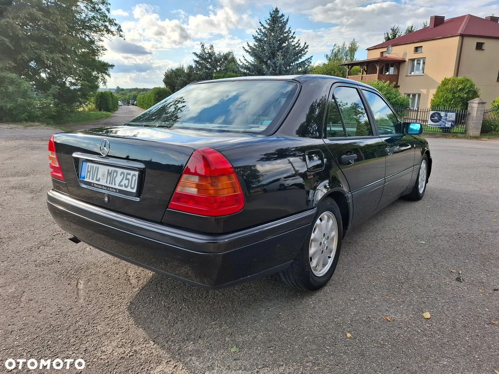Mercedes-Benz Klasa C - 9