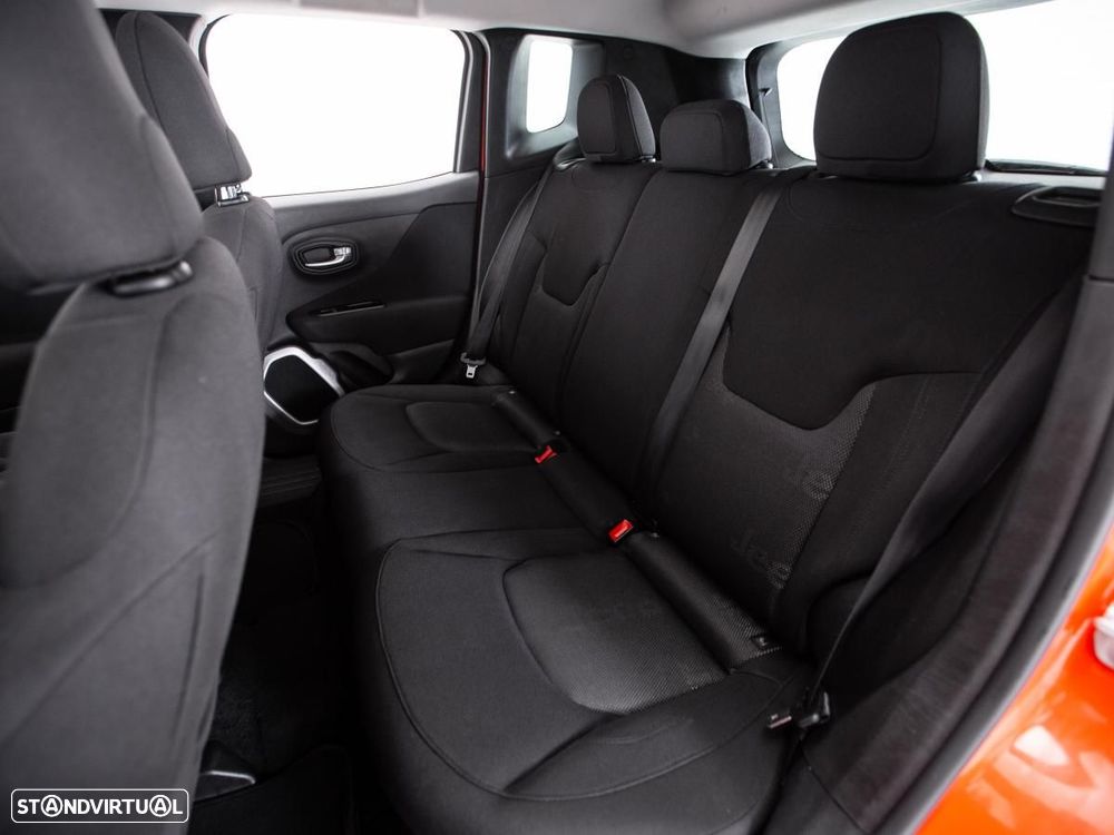 Jeep Renegade - 10
