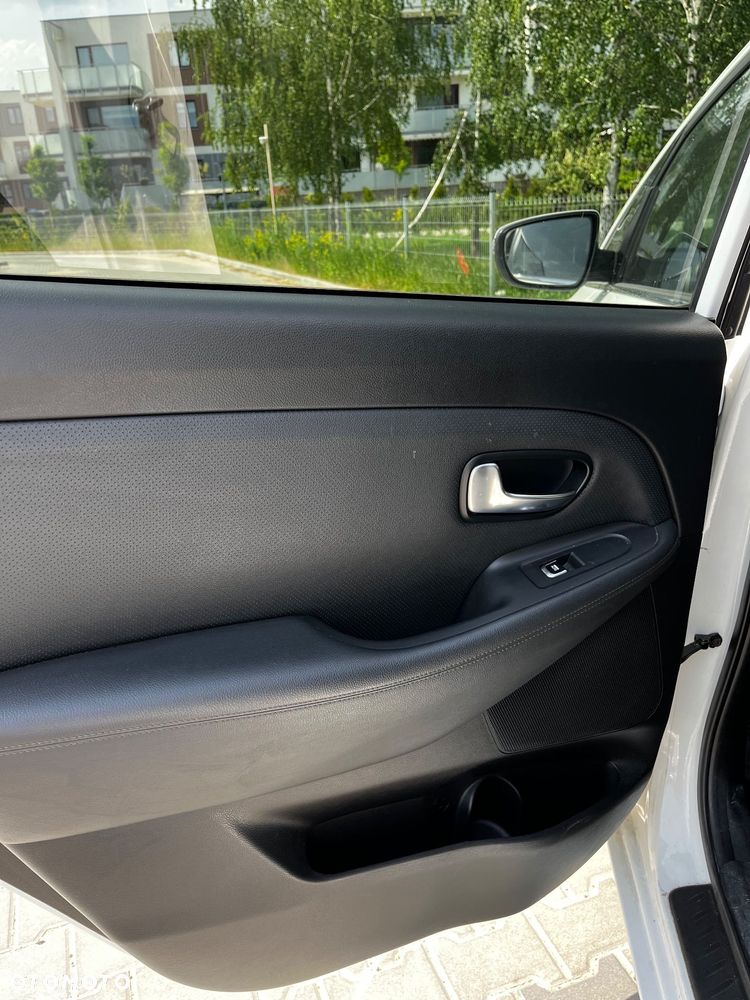 Kia Carens 1.7 CRDi XL - 6