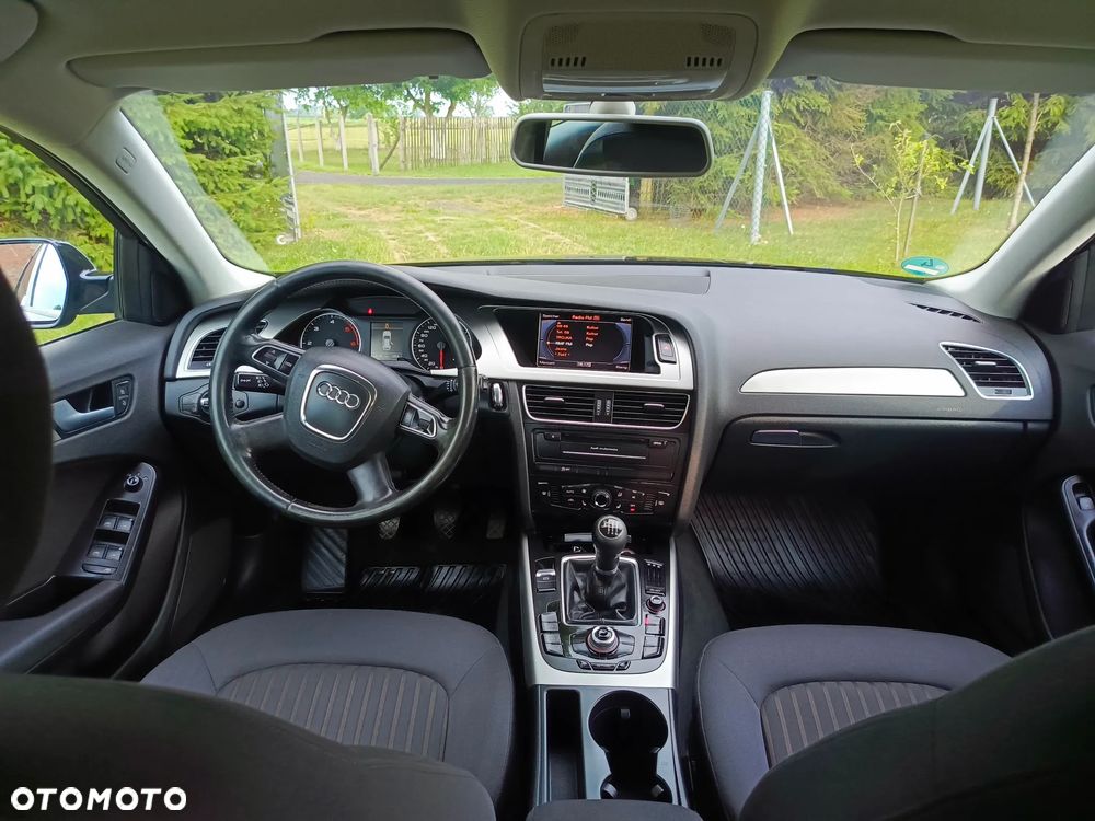 Audi A4 Avant 2.0 TDI DPF Ambition - 24