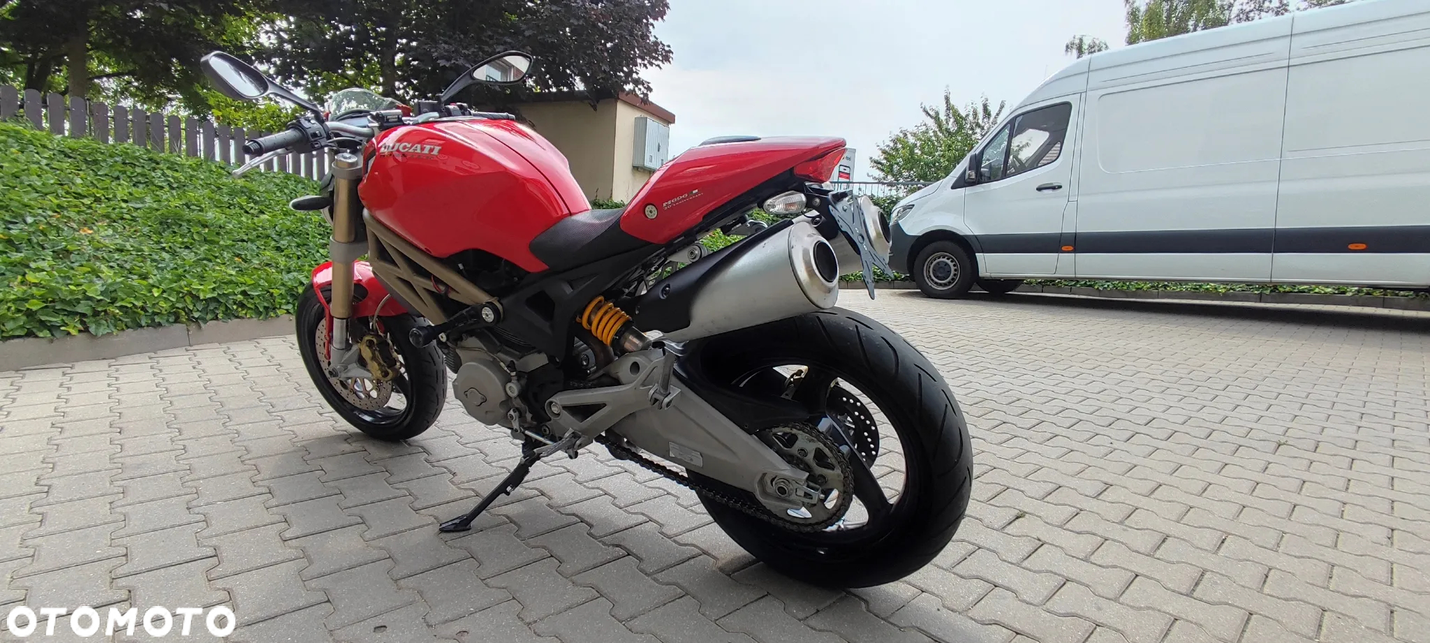 Ducati Monster - 4