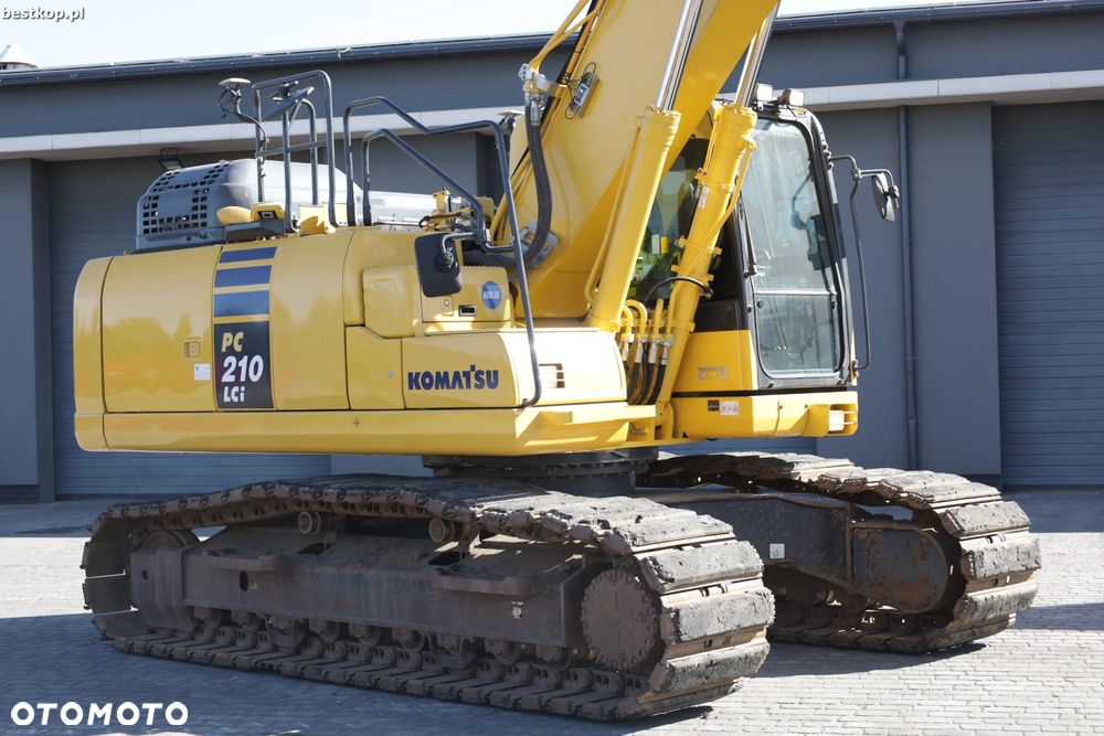 Komatsu PC210LC-11 - 13
